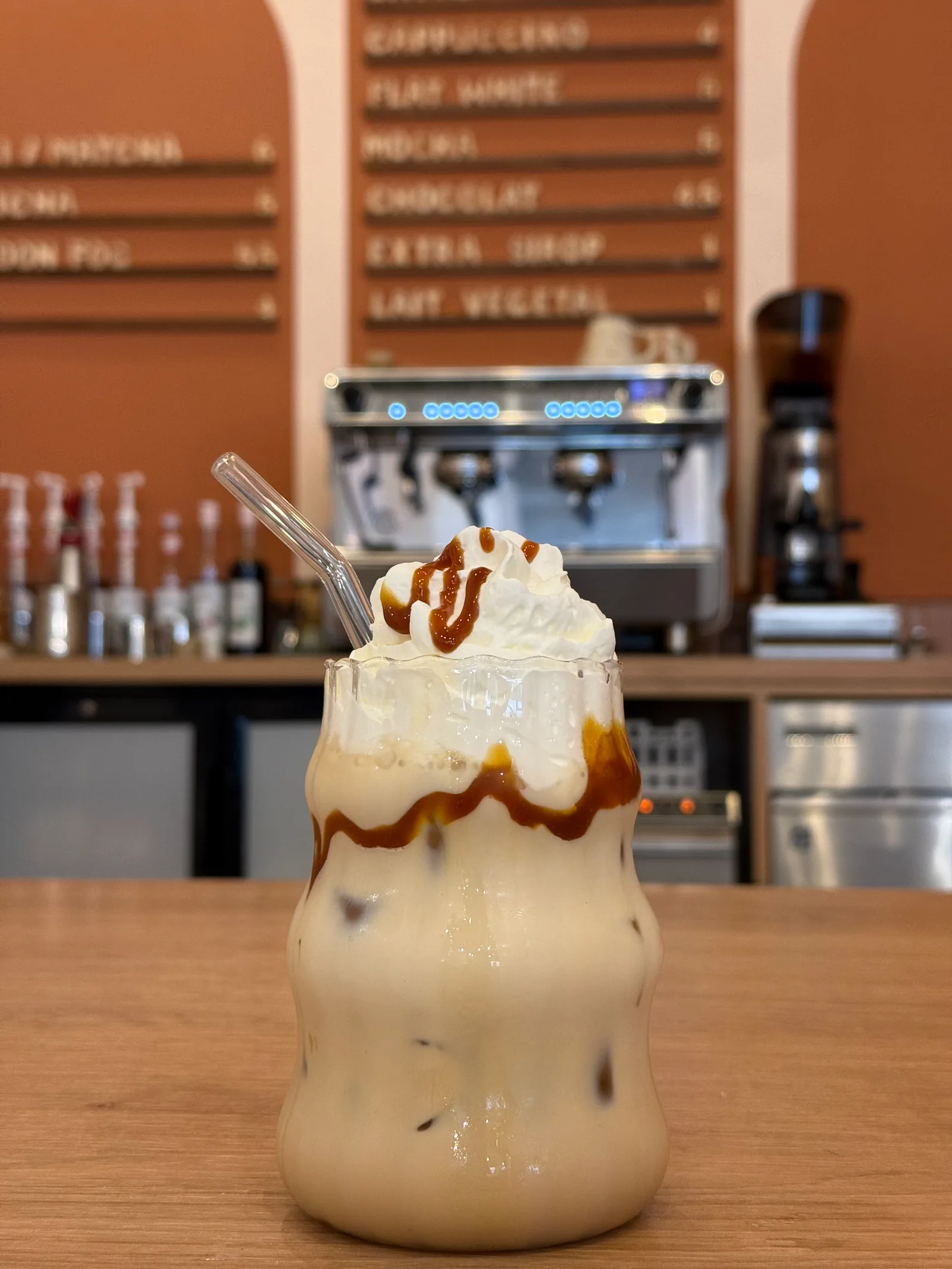 Une boisson gourmande préparée au Comptoir Ceramica
